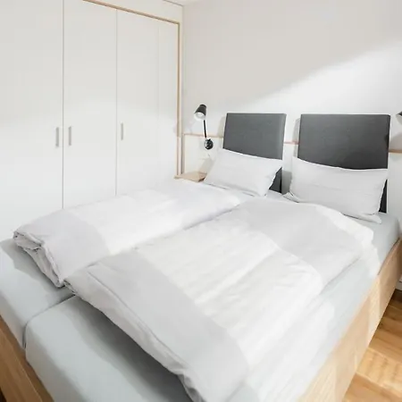 Apartmenthaus B3 דירה